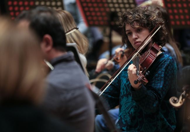 Yabancı besteci tarafından yazılan ilk Türkçe opera: Troya